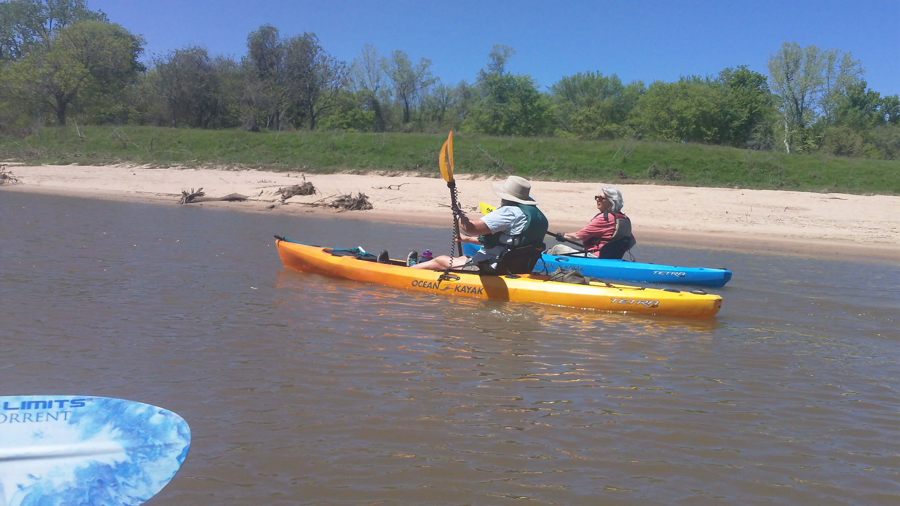 https://kayakingtexas.wordpress.com/wp-content/uploads/2015/03/colorado-river-columbus-look-023.jpg